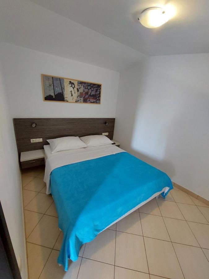 Holiday Baška Voda Kültér fotó