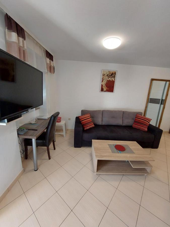 Holiday Baška Voda Kültér fotó